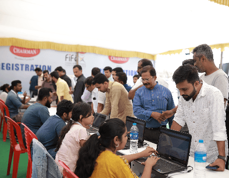 Crowd at India's furniture trade show